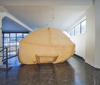 Installation "Numen / For Use: Negative Space" im aut