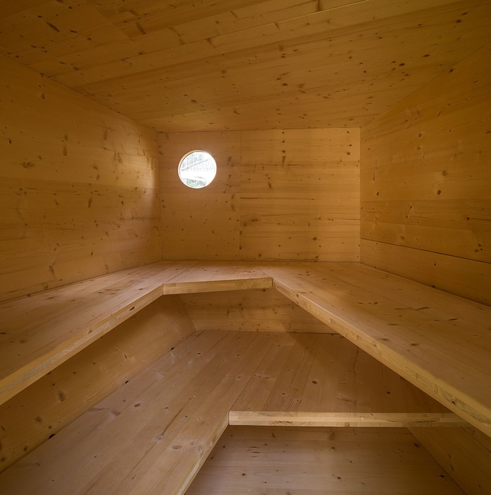 Sauna im Garten