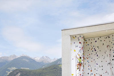 Kletterhalle, Stifter Bachmann