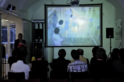 Filmabend: FACELESS und BODY TRAIL