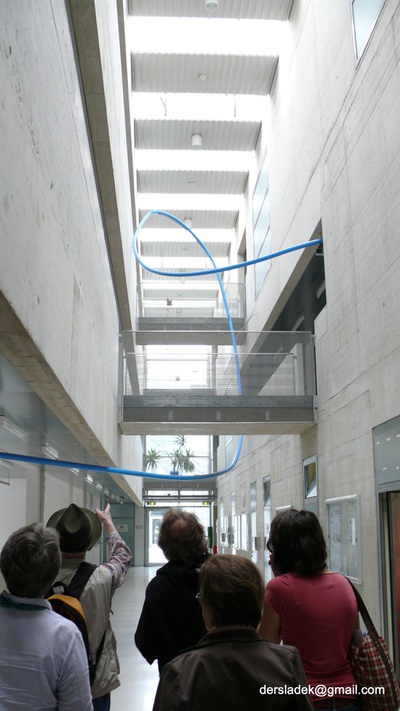 Installation "Schmetterlingsflug" von Marijke de Goey; Inffeldgründe TU Graz, Riegler Riewe Architekten