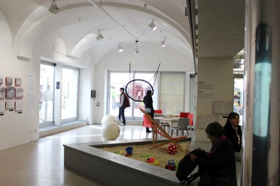 KUNST.WERK: Geführte Rundgänge steirischer herbst, Ausstellung free play - Spielräume, 17.10.2015