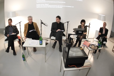 Diskussionsabend zum Raumordnungsgesetz – vlnr: DI Richard Resch, DI Hans-Jochen Wigand, Moderation: Dr. DI Bernhard Steger, Hofrätin Mag. Andrea Teschinegg, DI Gerald Fuxjäger