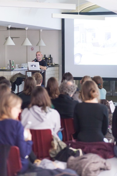 Symposium free play Auftakt: Santiago Cirugeda, Vortrag 05.11.2015