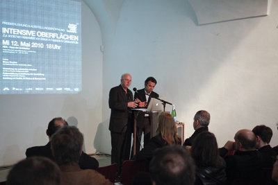 Eröffnung  Intensive Oberflächen