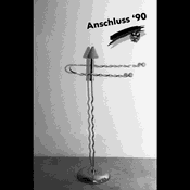 Henrike Naumann, Collage für Anschluss ‘90, 2018. Foto: Inga Selck. Courtesy die Künstlerin & KOW Berlin