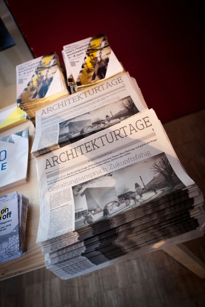 „Hafenskizzen“ Ausstellung und Diskussion