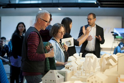 „Hafenskizzen“ Ausstellung und Diskussion