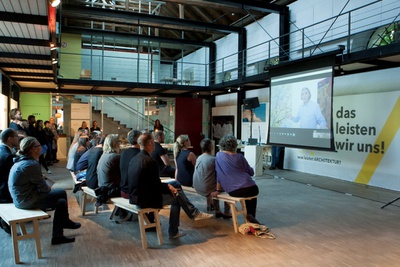 „Hafenskizzen“ Ausstellung und Diskussion