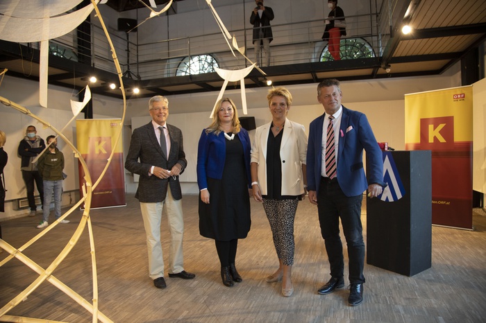 LH Peter Kaiser, Raffaela Lackner, ORF Landesintendantin Karin Bernhard und Bgm Christian Scheider bei der Eröffnung der langen Nacht.