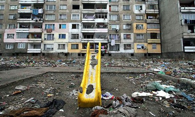 Ghettoisierung – oder im Extremfall Verslumung – kann die Folge falscher Baupolitik sein