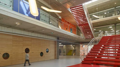 Bundeschule Aspern (Staatspreis Architektur & Nachhaltigkeit 2019: Fasch Fuchs Architekten)