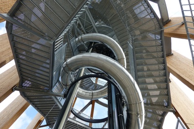 DIE HIMMELSSCHRAUBE UND DER DREHWURM – Der Turm am Pyramidenkogel: Architektur entdecken für Kinder ab 6 Jahren