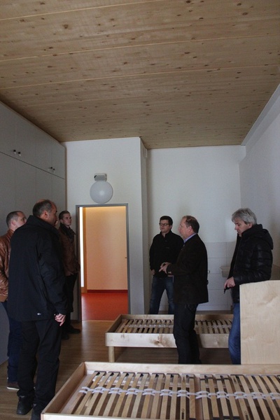 Exkursion Holzbaupreis Kärnten 2013 – Berufsfeuerwehr Klagenfurt
Planung: ARGE Martin Weiss & Oitzinger