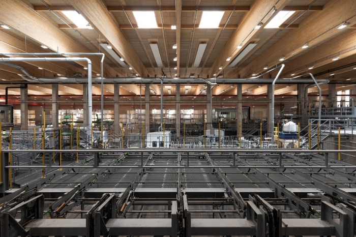 VERTIKAL · Bürogebäude Steinfeld