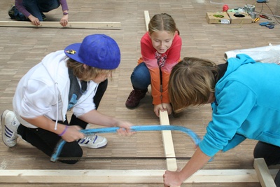 ÖFFENTLICH-PRIVAT-RAUM SCHAFFEN