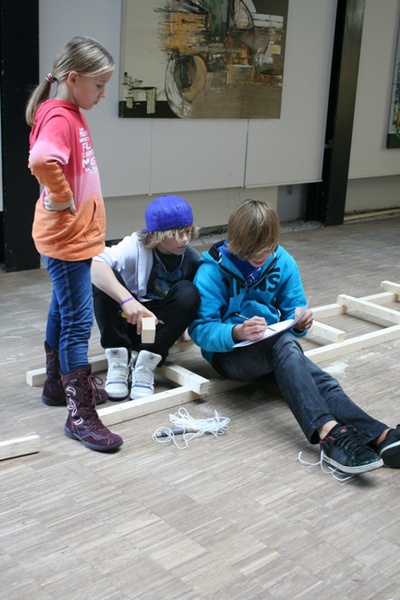 ÖFFENTLICH-PRIVAT-RAUM SCHAFFEN