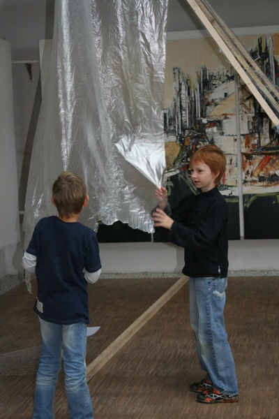 ÖFFENTLICH-PRIVAT-RAUM SCHAFFEN