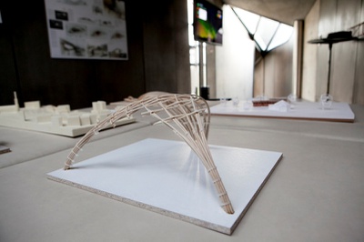 Outstanding Artist Award