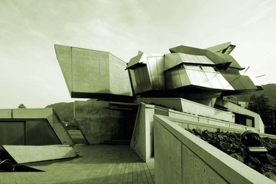 Steinhaus – © Gerhard Maurer Steinhaus