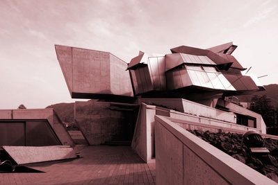 Steinhaus – © Gerhard Maurer Steinhaus