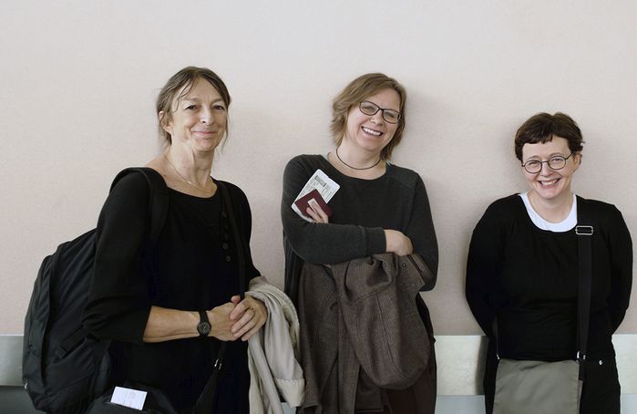 Diachron unterwegs nach Japan: Claudia Mazanek, Eva Guttmann und Gabriele Kaiser