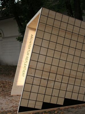 Skulptur: Architektur reflektiert
