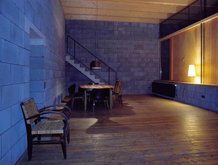 Anerkennung des Landes Tirol für Neues Bauen 1996: DOWAS - Durchgangsort für Wohnungs- und Arbeitssuchende, Innsbruck, 1992-95 (Architektur: Rainer Köberl)