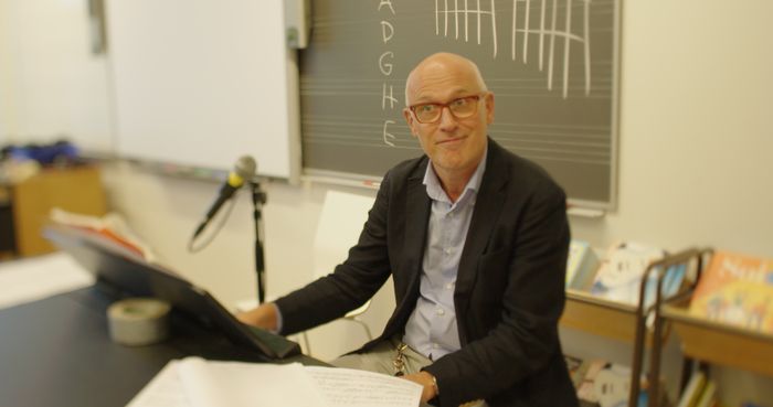 Kari Louhivuori, Schulleiter der Kirkkojarvi Gesamtschule in Espoo, erklärt, warum das schulpädagogische Konzept Finnlands auch in Schulen funktioniert, die sich, wie seine, in sog. sozialen Brennpunkten befinden.
Filmstill „Tomorrow“, Mélanie Laurent & Cyril Dion, 2015