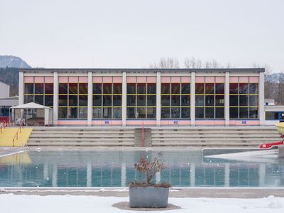 Stadionbad Kapfenberg, Architektur: Ferdinand Schuster