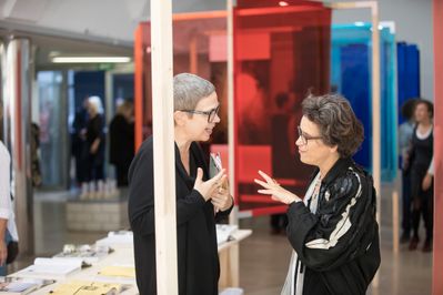 Ausstellungseröffnung "we are here! 3 Versuche"