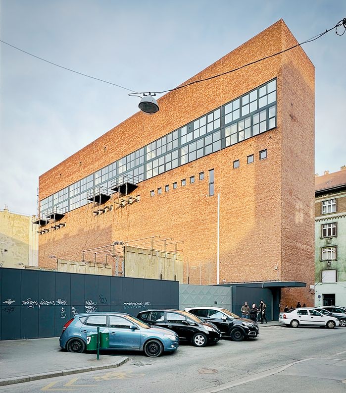 Umspannwerk in Budapest von Ernő Léstyán