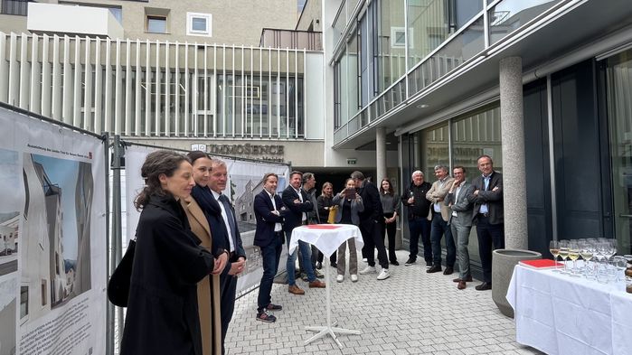 Ausstellungseröffnung mit Silvia Boday (Architektin), Victoria Weber (Bürgermeisterin von Schwaz), Gerhard Bathelt (VDir. RRB Schwaz-Wattens)