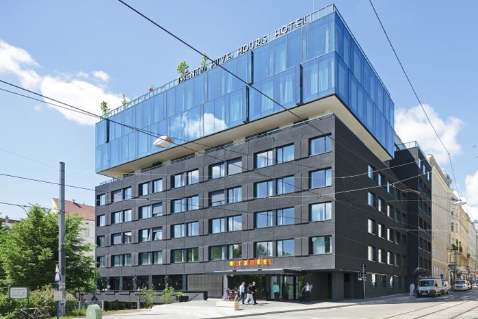 25hours Hotel Wien, Refurbishment und Aufstockung, 2011/2013